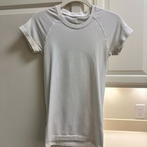 Lululemon White Short Sleeve Athletic Top